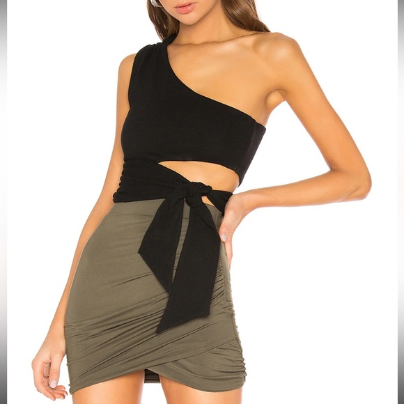 Lovers + Friends Tops - Lovers + Friends Winona Top In Black Size Medium from Revolve